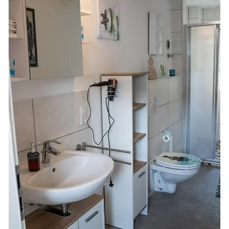 아파트 Ferienwohnung Monteurwohnung Zu Hause