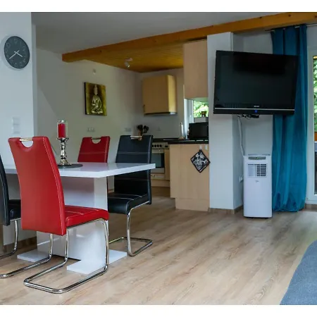 아파트 Ferienwohnung Monteurwohnung Zu Hause
